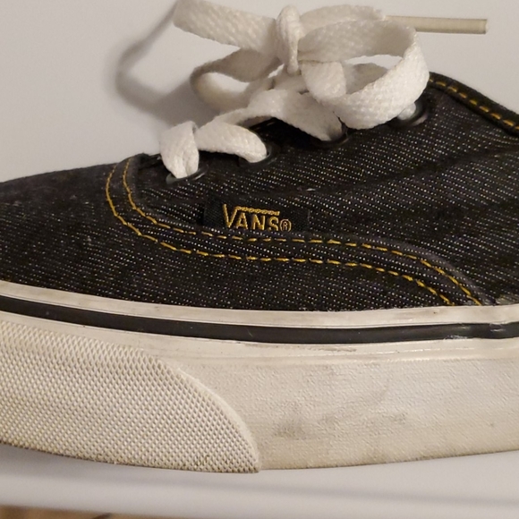Vans - Picture 8 of 8